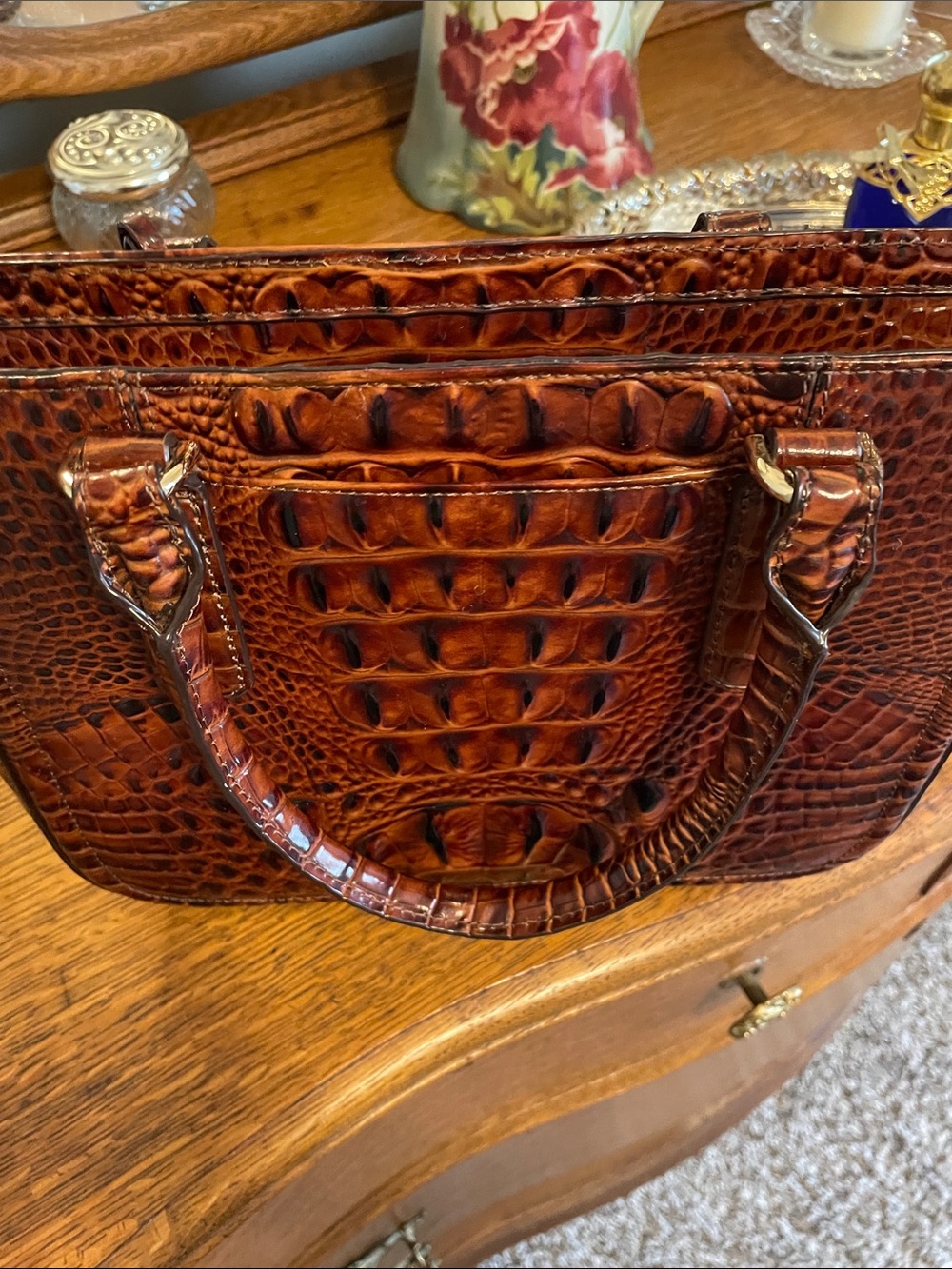 Brahmin Croc-Embossed Leather shoulder bag or handbag - Picture 4 of 4